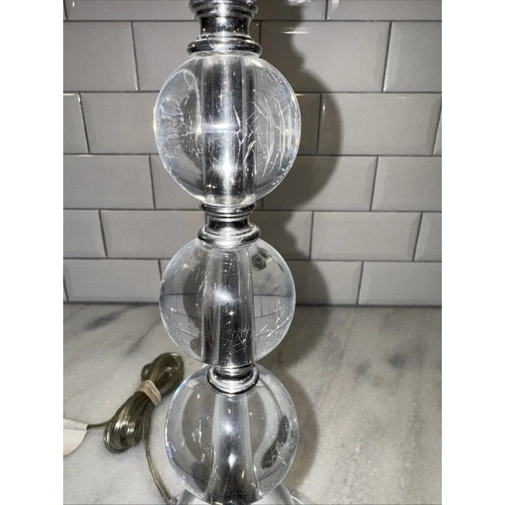 Vtg Acrylic‎ Lucite/silver Stacked Ball Table Lamp GW997